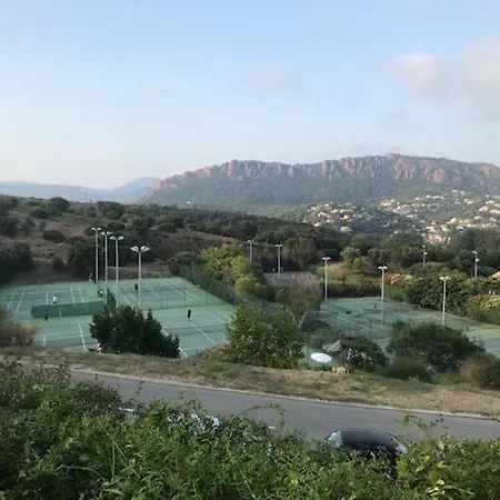 Apartment Cap Esterel Pierre & Vacances T2 Vue Mer Panoramique Saint-Raphael (Var)
